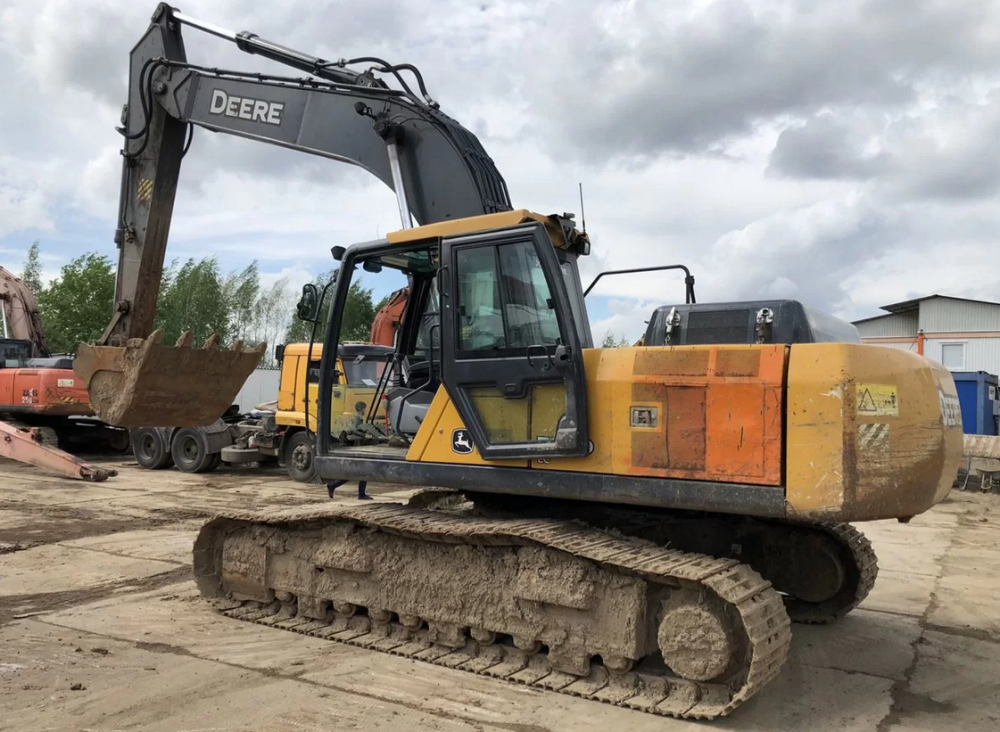John Deere E260 LC crawler excavator, 2017 Juneau - photo 1