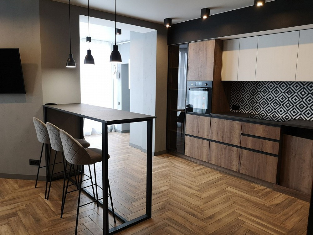 2-Bedroom Condo, 580 sq ft, Downtown San Diego San Diego - photo 3