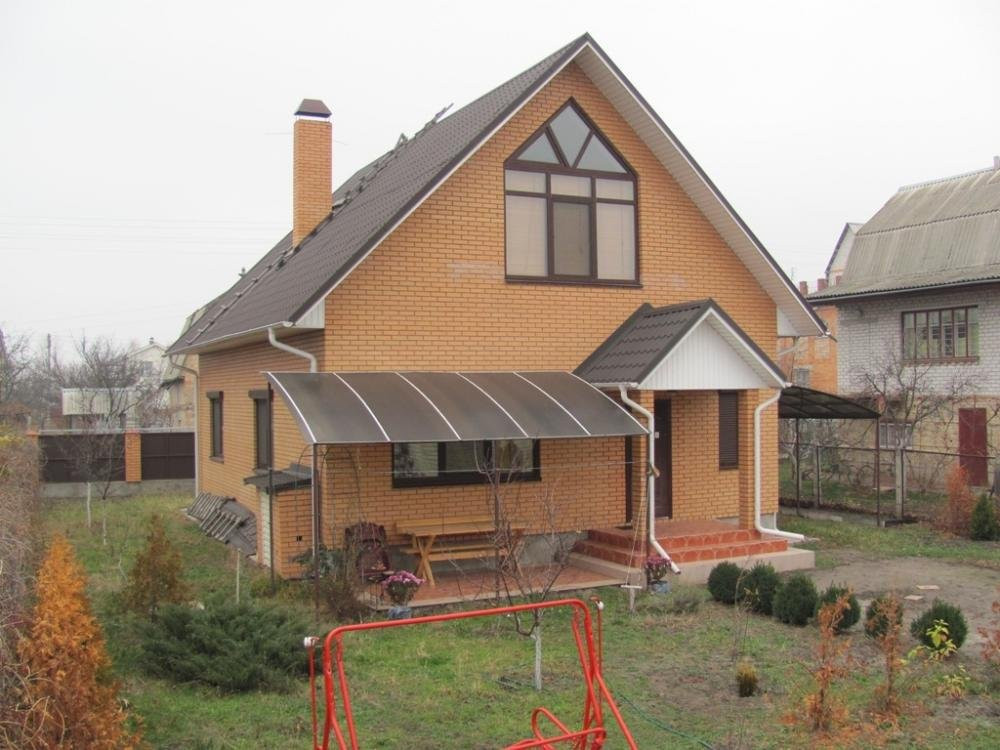 Selling a house with a plot Lynn - photo 1