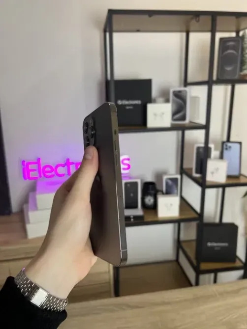 iPhone 12 Pro Max 256GB Flagstaff - photo 5