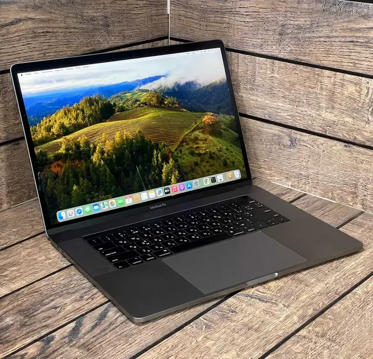 MacBook Pro A1990 Yakima - photo 1