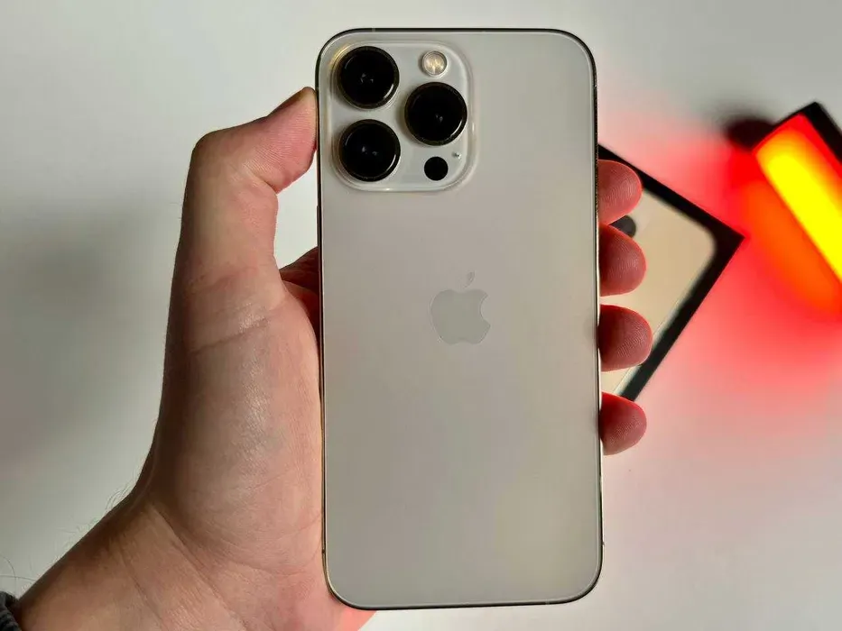 USED Apple iPhone 13 Pro 128GB Gold Kennewick - photo 1