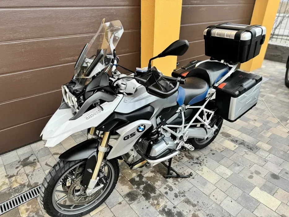 Sell BMW R1200GS Trumbull - photo 3