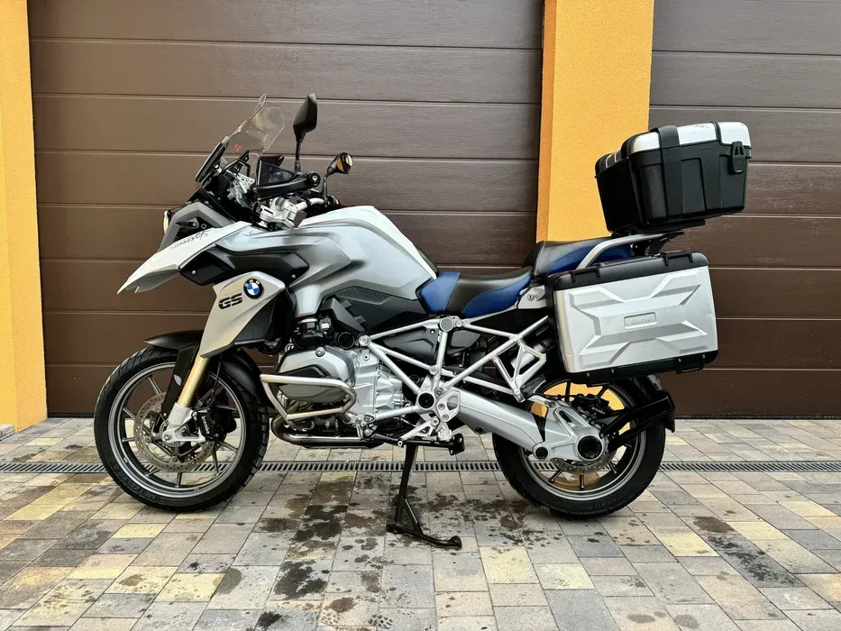 Sell BMW R1200GS Trumbull - photo 1