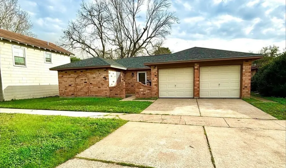 3-Bedroom Family Home, Quiet Suburb, 1,650 sq ft Orlando - photo 1