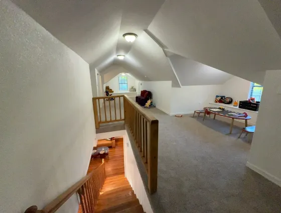 Large 4BR House with Fireplace 1,780 sq ft Columbus