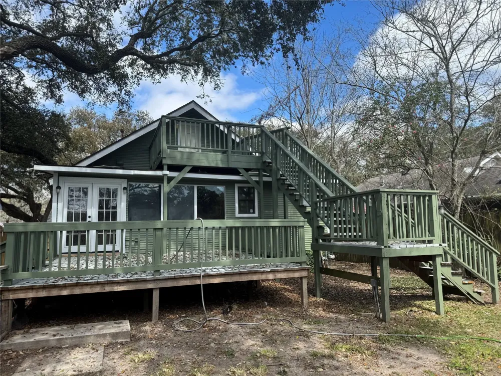 Large 4BR House with Fireplace 1,780 sq ft Columbus - photo 11
